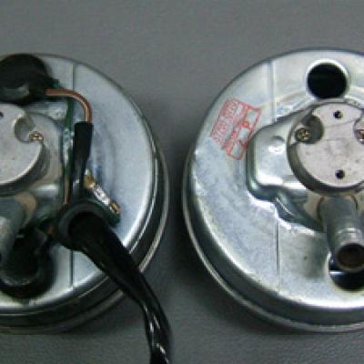 Set de cuvelages de compteurs pour CB 750