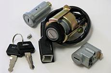 Set contacteur principal et serrures pour Z1